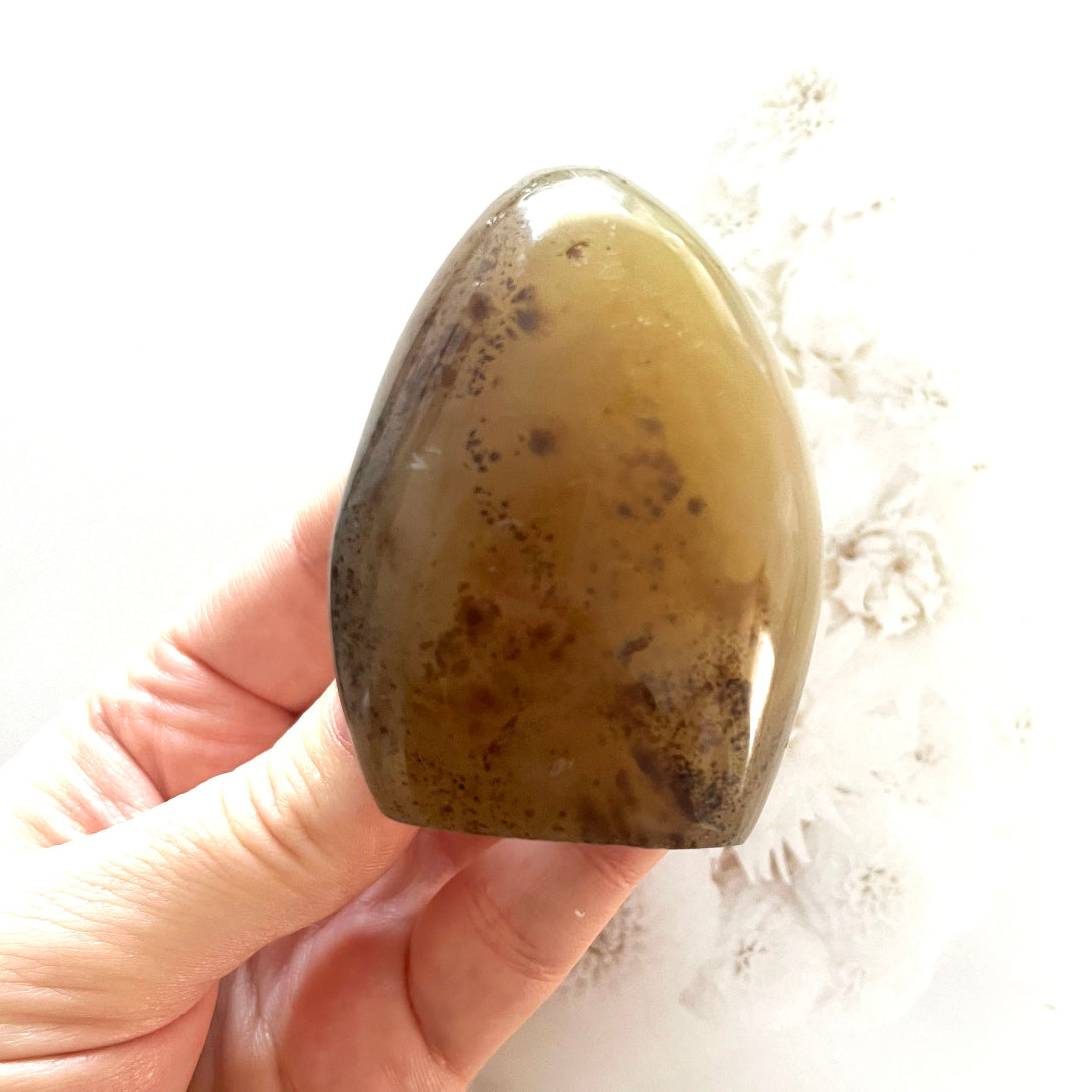 Dendritic agate flame