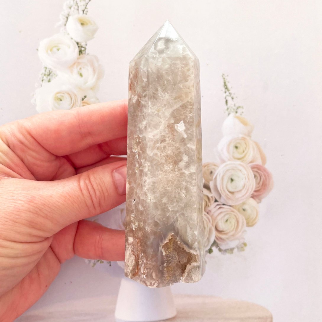 Flower agate with druzy