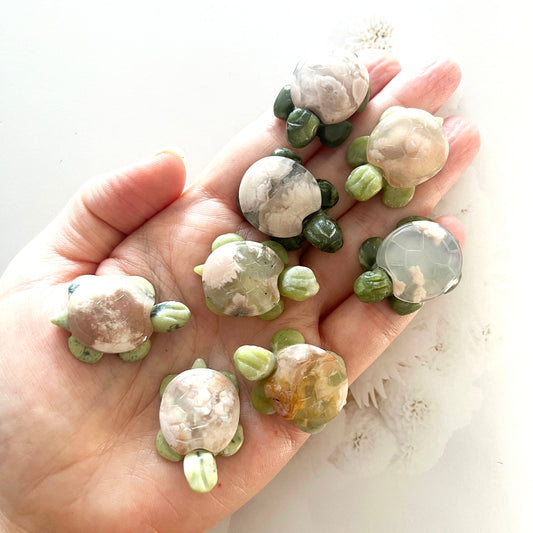 flower agate turtle carving