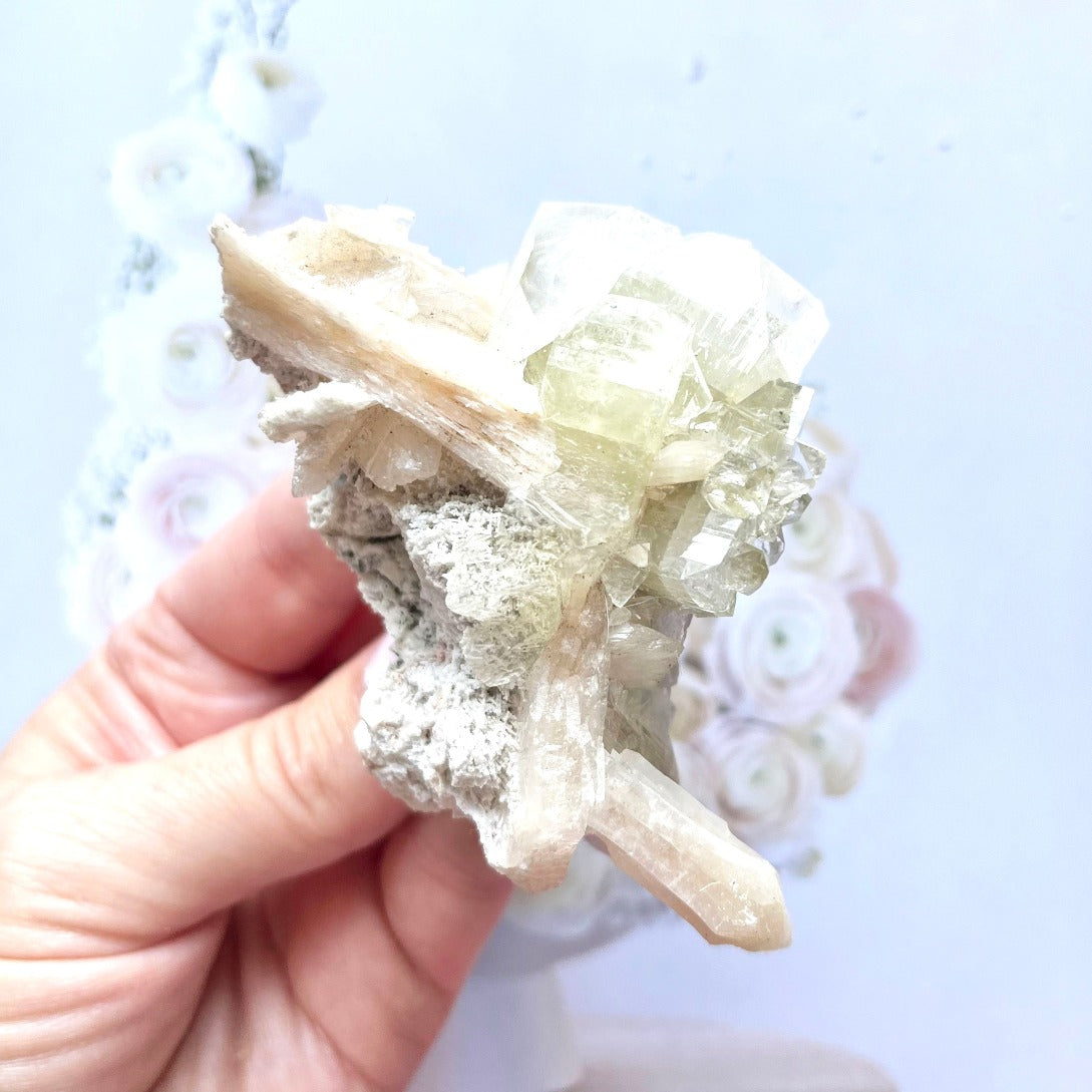 Green apophyllite with stilbite