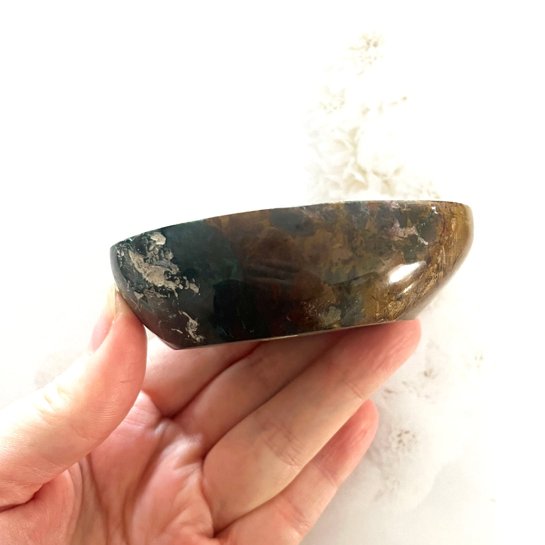 Polychrome bowl decor