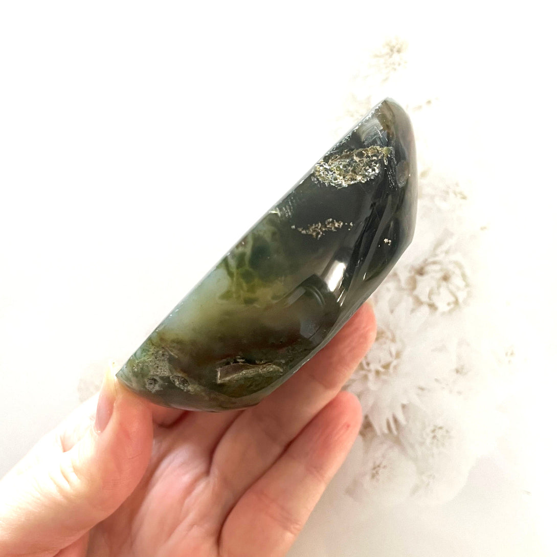 Polychrome bowl decor