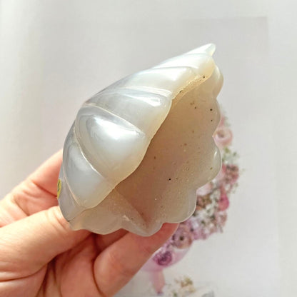 Druzy Agatę shell carving
