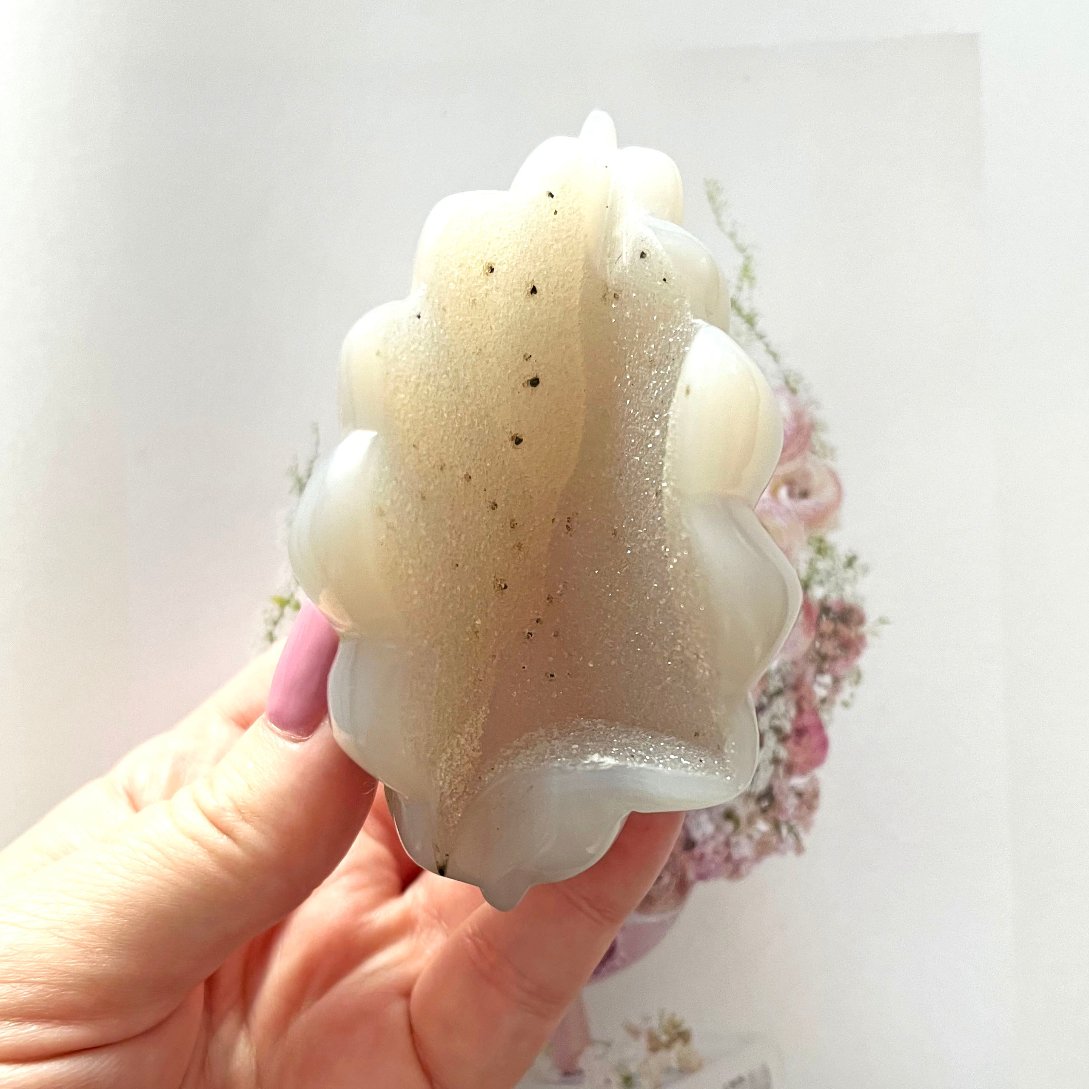 Agate druzy shell carving