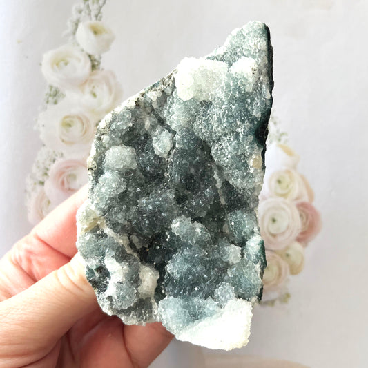 Apophyllite Chalcedony 3