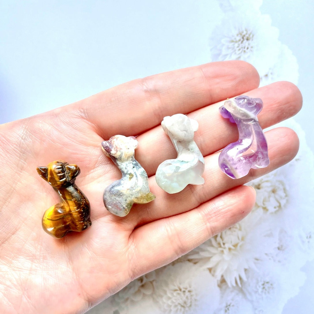 Mini llama crystal carving