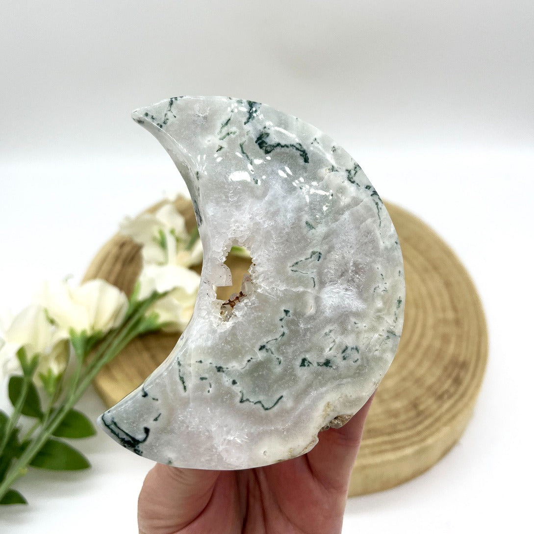 Druzy moss agate moon with stand