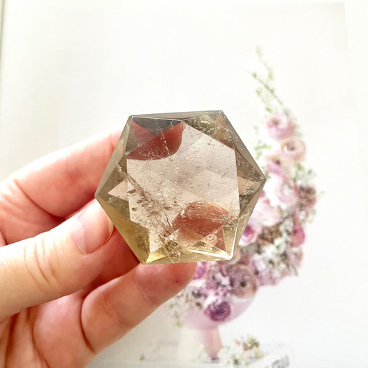 Smoky diamond quartz